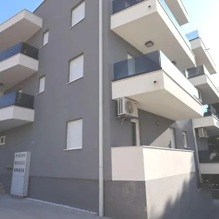 Apartament Deluxe Jacuzzi & Sea View