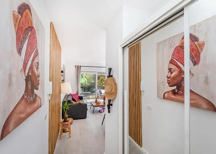 Deluxe Jacuzzi & Sea View