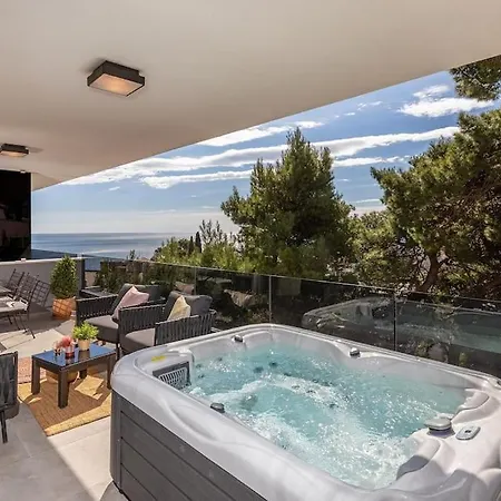 Deluxe Jacuzzi & Sea View Lägenhet